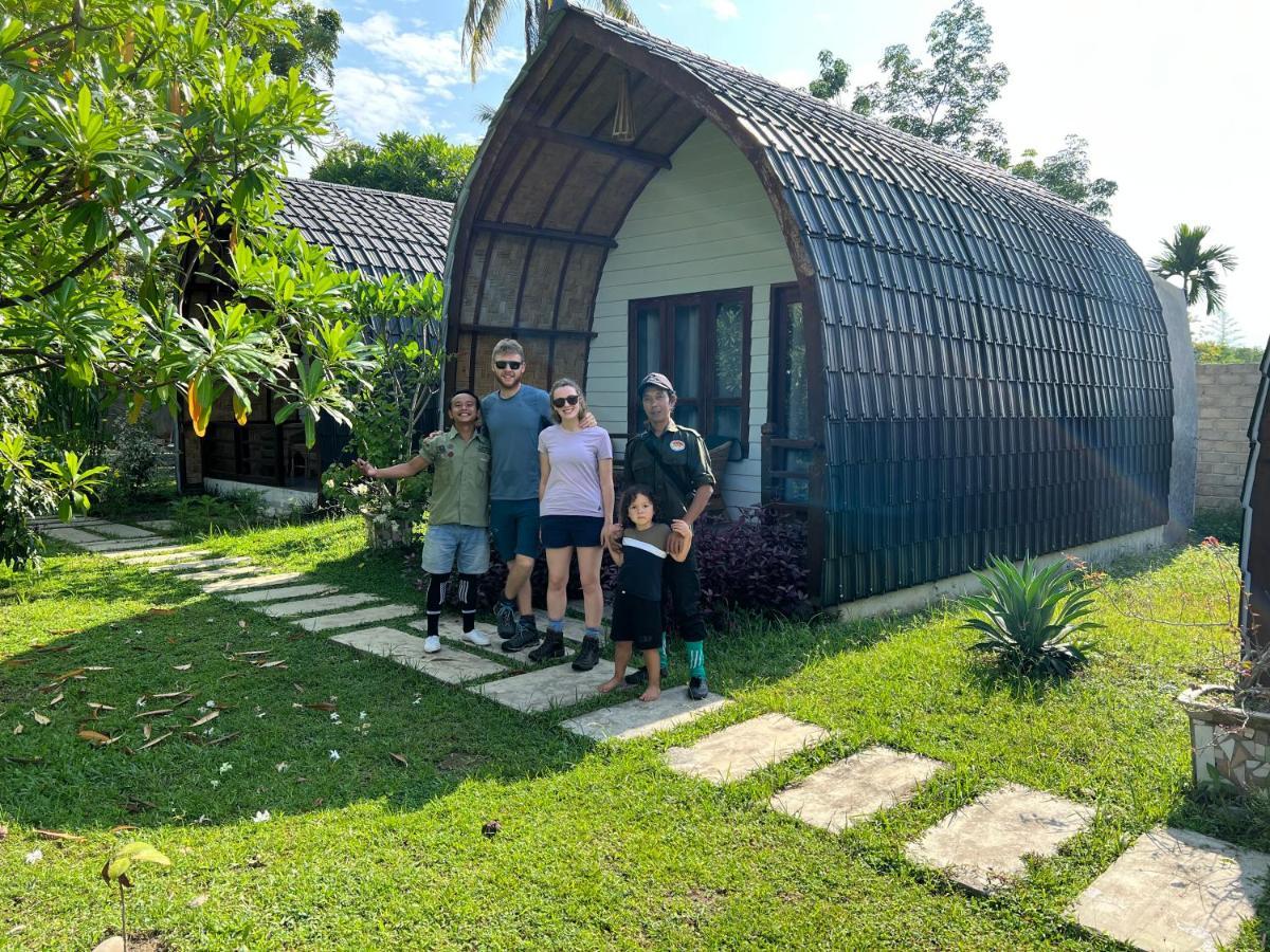 Gino'S Place - Guest House & Jungle Trekking Bukit Lawang Exterior photo