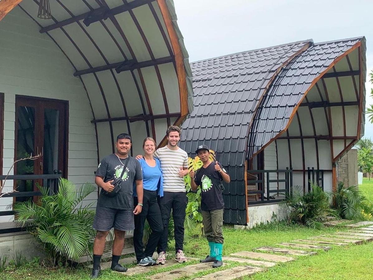 Gino'S Place - Guest House & Jungle Trekking Bukit Lawang Exterior photo