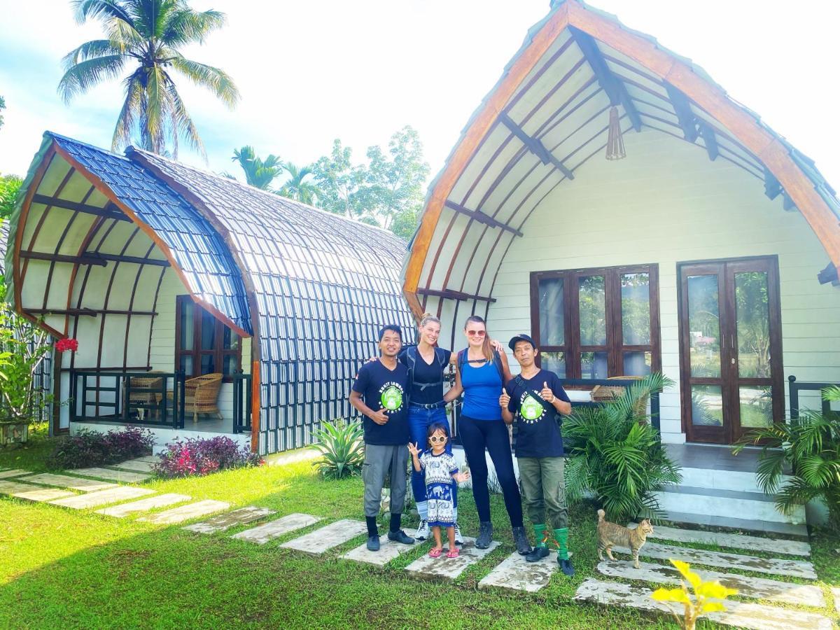 Gino'S Place - Guest House & Jungle Trekking Bukit Lawang Exterior photo