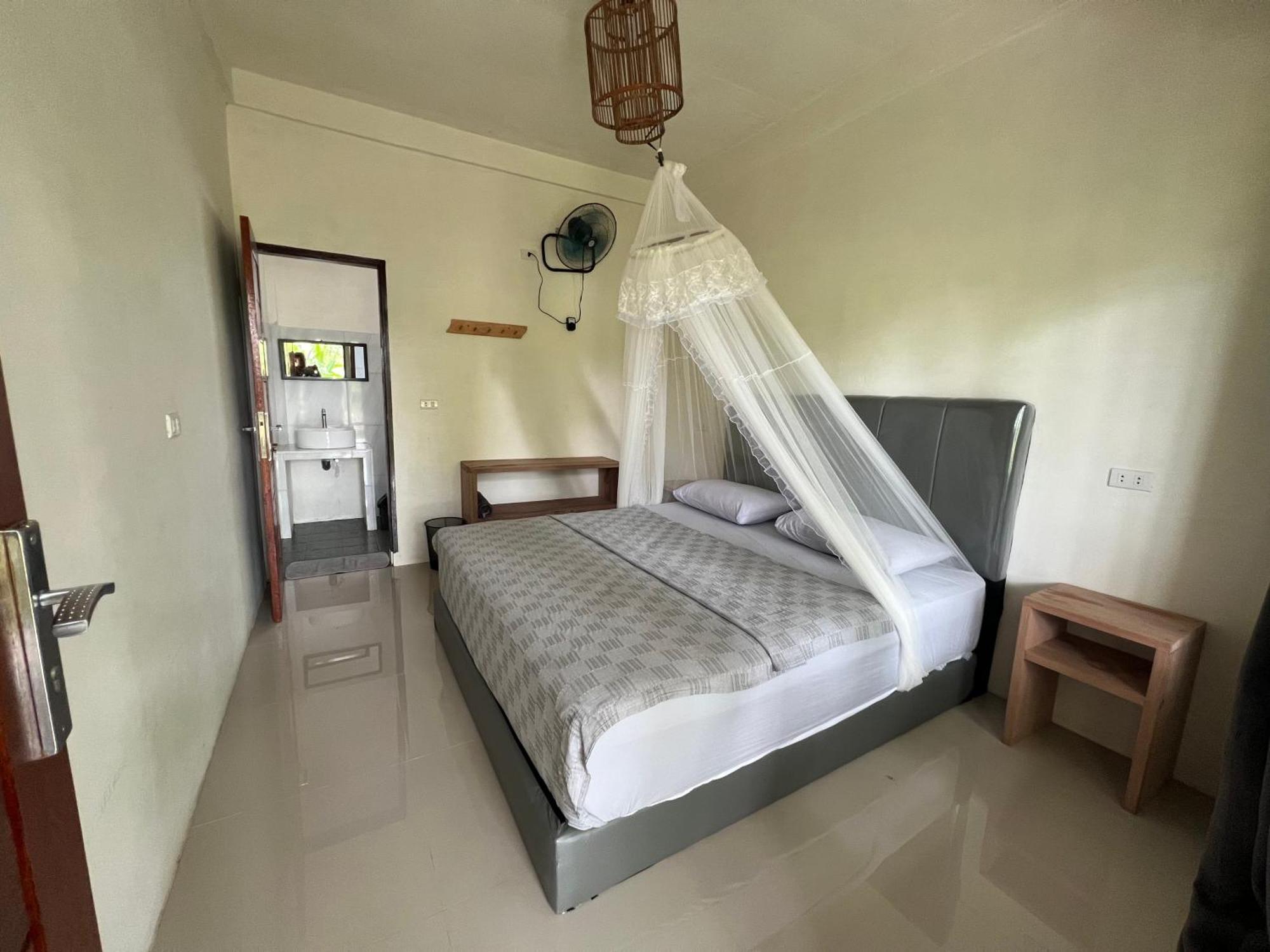 Gino'S Place - Guest House & Jungle Trekking Bukit Lawang Exterior photo